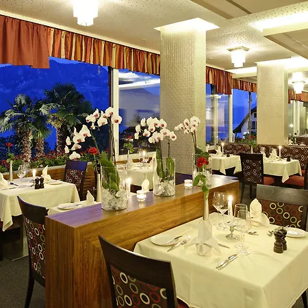 Готель Alexander 4*