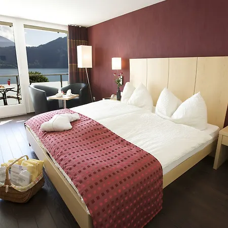 Alexander Hotel